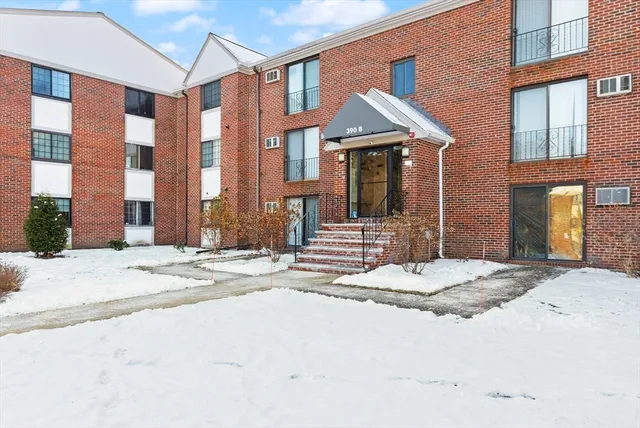 $289,900 | 390 Great Road, Unit B16, Acton, MA 01720