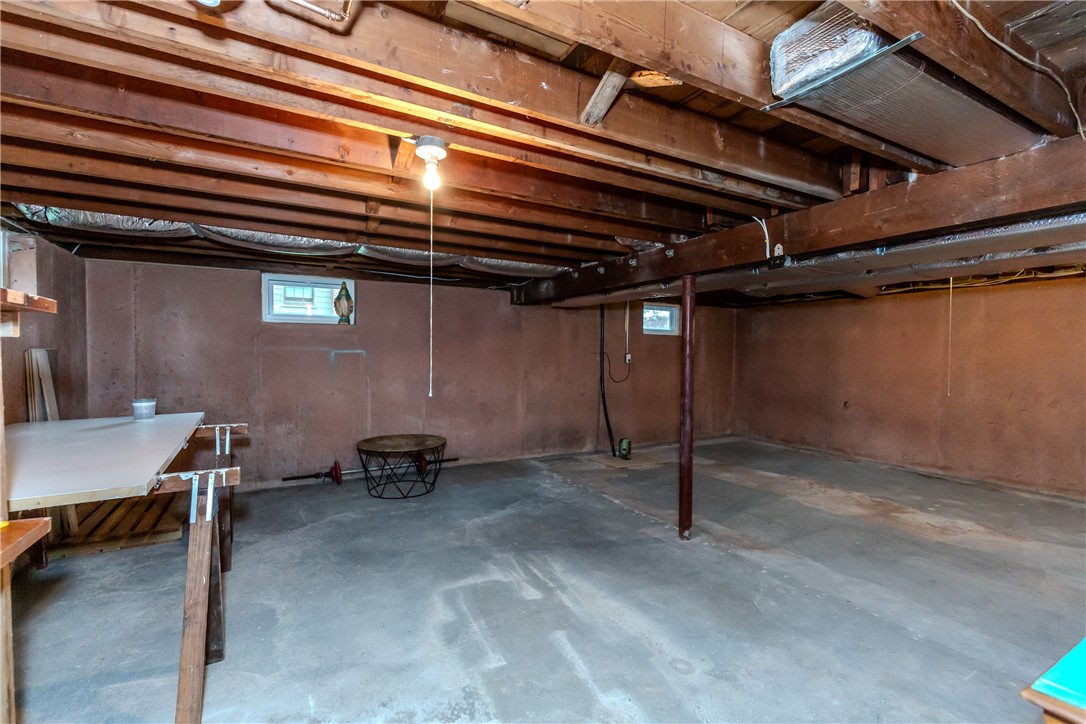 8 Barnes Street Smithfield, RI 02828 - Photo 35 of 48