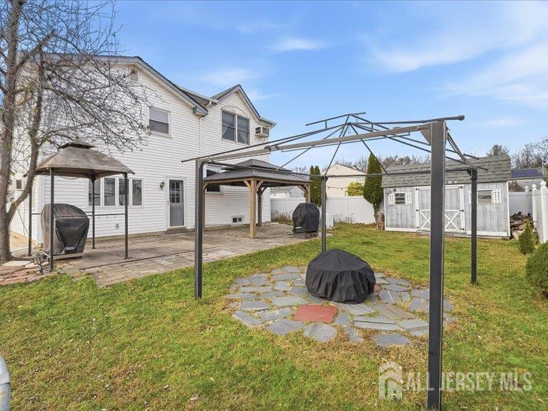 124 6th Street Middlesex, NJ 08846 - Photo 3 of 36