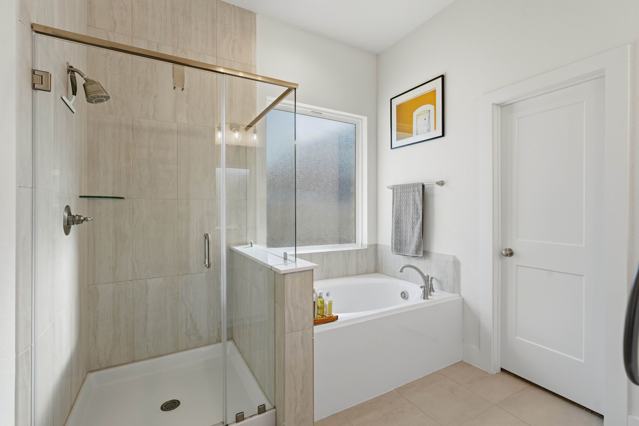 17907 Purple Amaranth Conroe, TX 77385 - Photo 19 of 30 a white bath tub sitting next to a bathroom