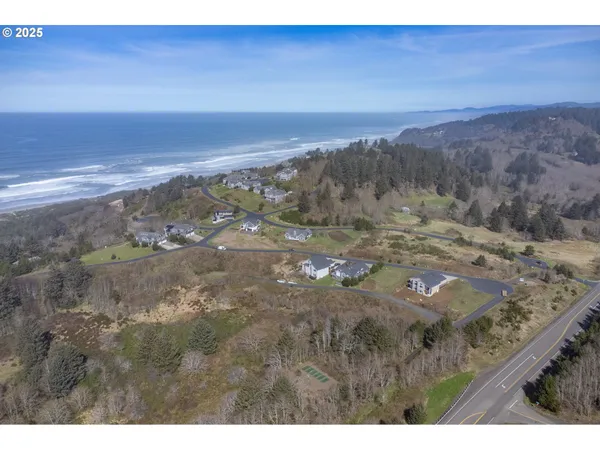 $209,900 | Pelican Point, Unit 52, Neskowin, OR 97149