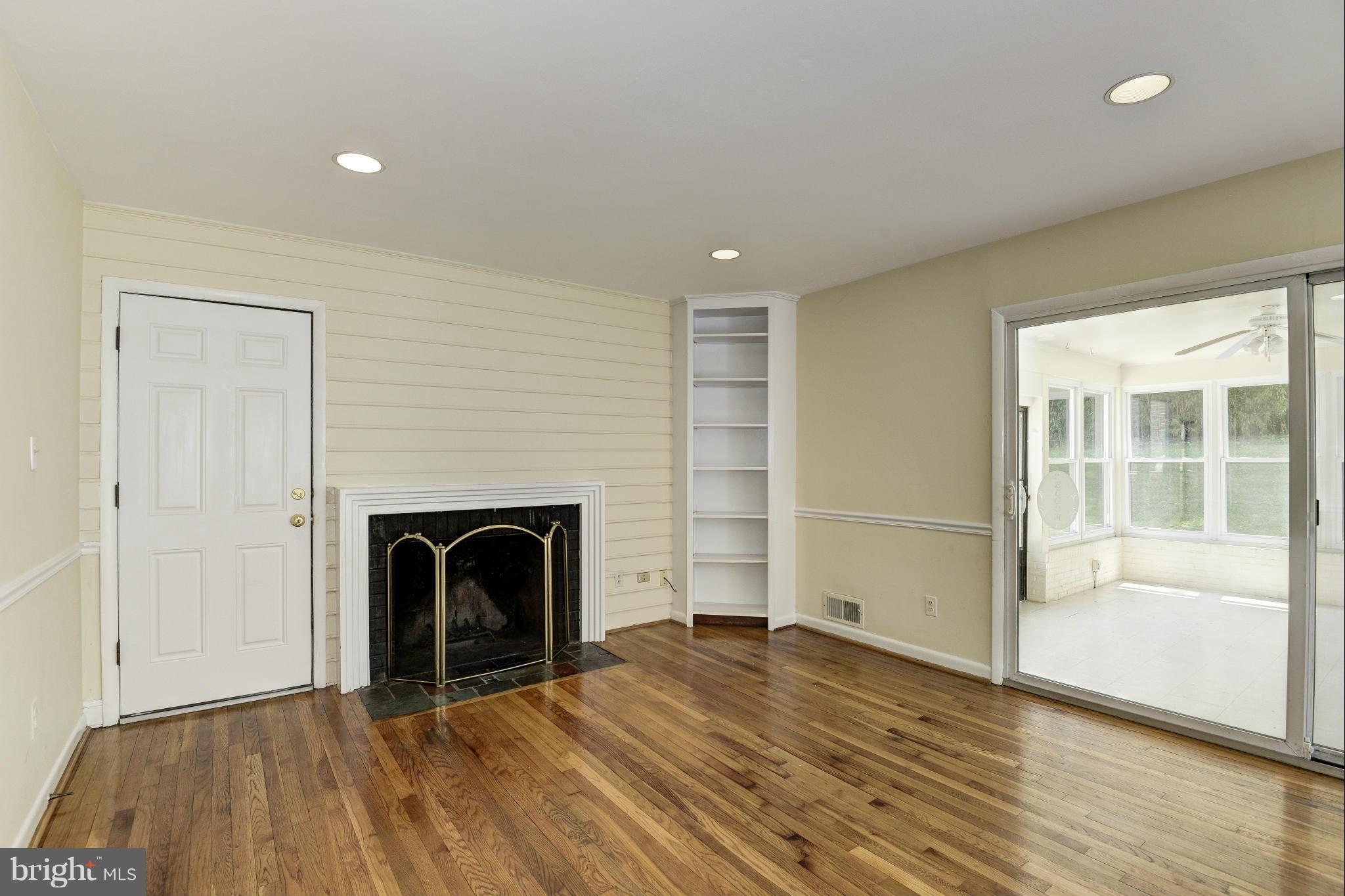 7716 Groton Road Bethesda, MD 20817 - Photo 14 of 30 FAMILY ROOM OPEN TO KIT & SUN ROOM AREA