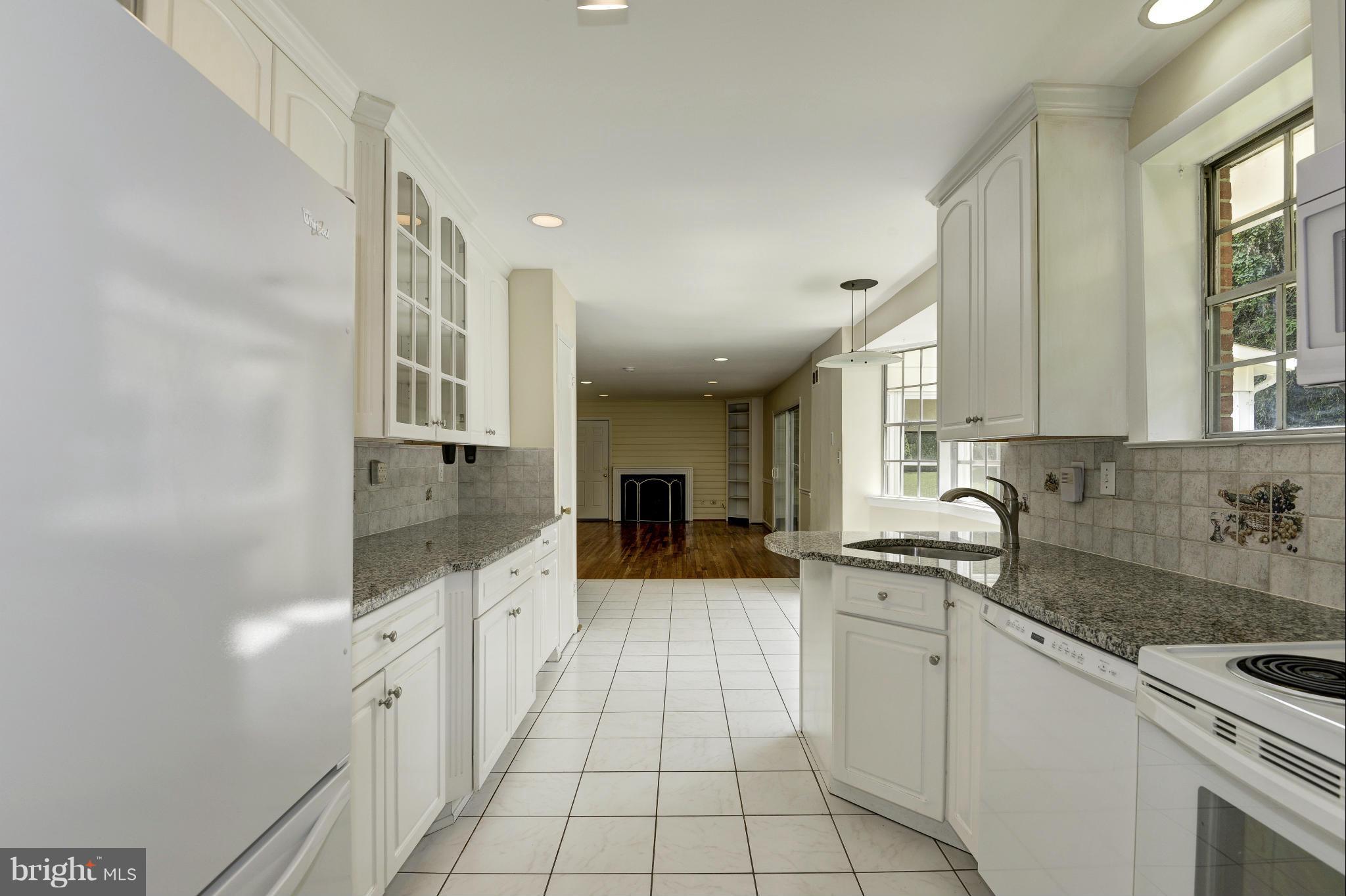 7716 Groton Road Bethesda, MD 20817 - Photo 10 of 30 KITCHEN WITH BREAKFAST AREA
