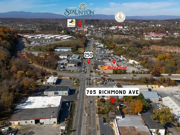 $525,000 | 705 Richmond Avenue, Staunton, VA 24401