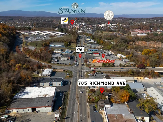 $550,000 | 705 Richmond Avenue, Staunton, VA 24401