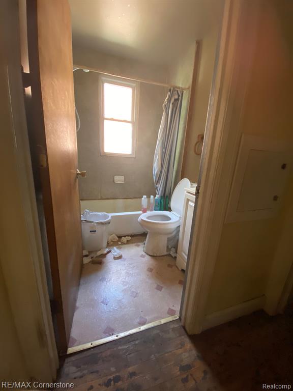 20429 Inkster Road Livonia, MI 48152 - Photo 6 of 7