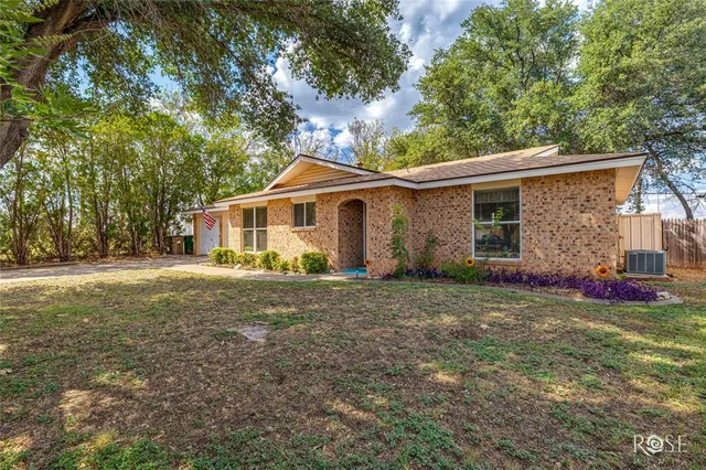 $229,000 | 3938 Millbrook Drive, San Angelo, TX 76904