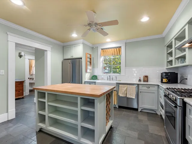 $2,295,000 | 3100 Trails End Lane, Brenham, TX 77833