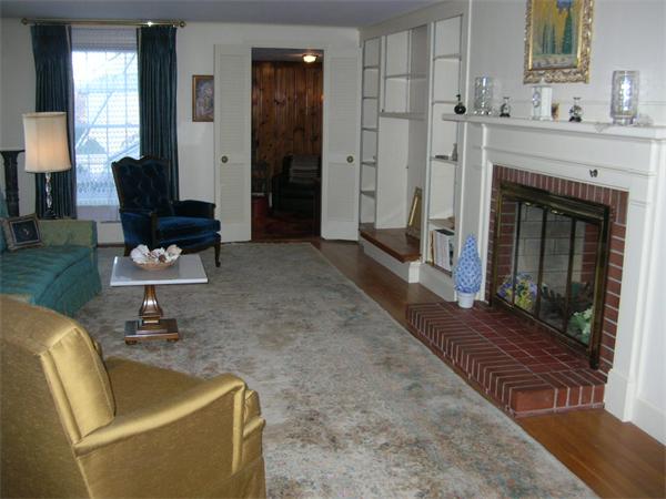 20 Lodgehill Road Boston, MA 02136 - Photo 6 of 14 Gallery Image 6