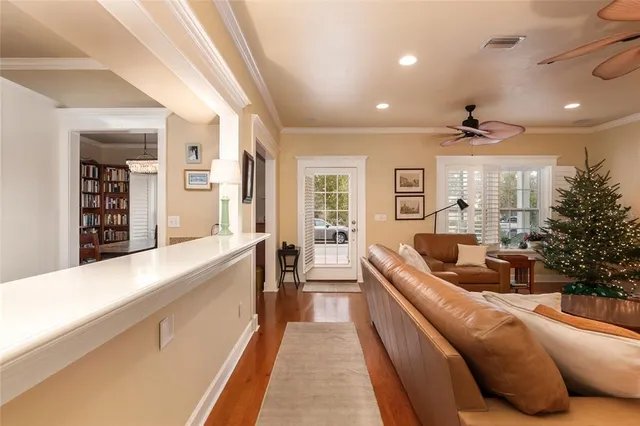 $520,000 | 5008 Northwest 10th Place, Gainesville, FL 32605