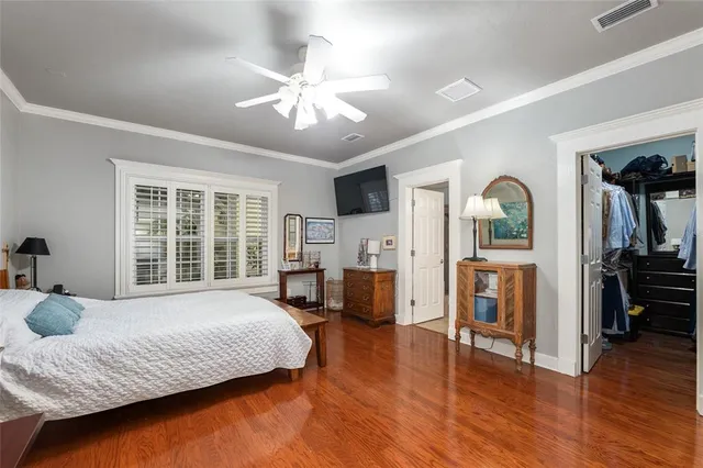 $520,000 | 5008 Northwest 10th Place, Gainesville, FL 32605