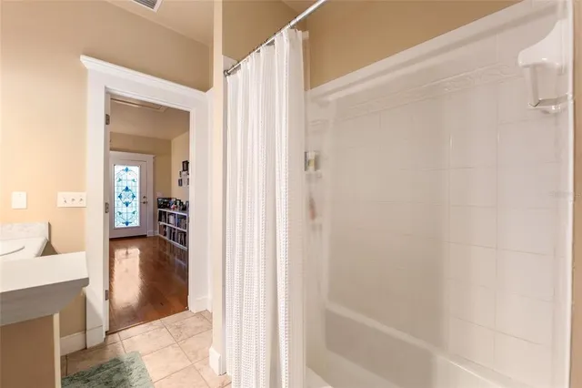 $520,000 | 5008 Northwest 10th Place, Gainesville, FL 32605