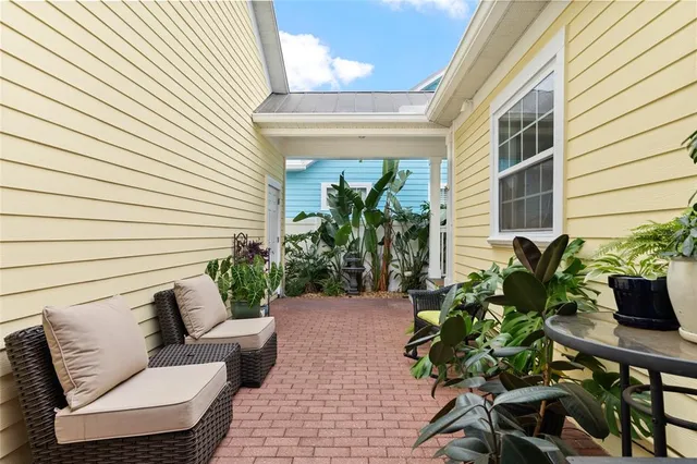 $520,000 | 5008 Northwest 10th Place, Gainesville, FL 32605