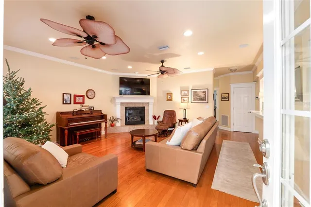 $520,000 | 5008 Northwest 10th Place, Gainesville, FL 32605