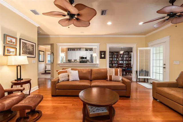 $520,000 | 5008 Northwest 10th Place, Gainesville, FL 32605