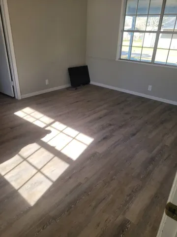 $227,000 | 104 County Road 2401, Hull, TX 77564