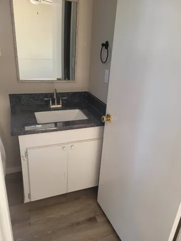 $227,000 | 104 County Road 2401, Hull, TX 77564