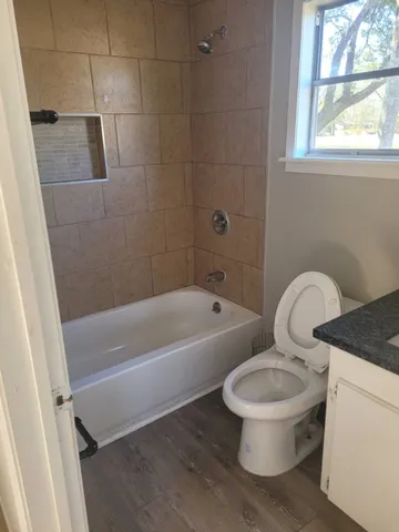 $227,000 | 104 County Road 2401, Hull, TX 77564