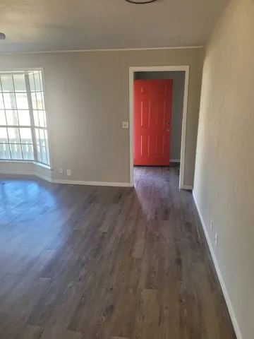 $227,000 | 104 County Road 2401, Hull, TX 77564