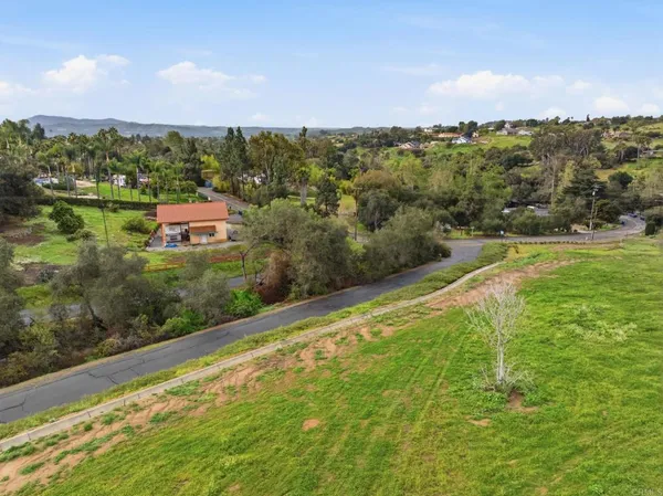 $475,000 | 3600 Linda Vista Drive, Fallbrook, CA 92028