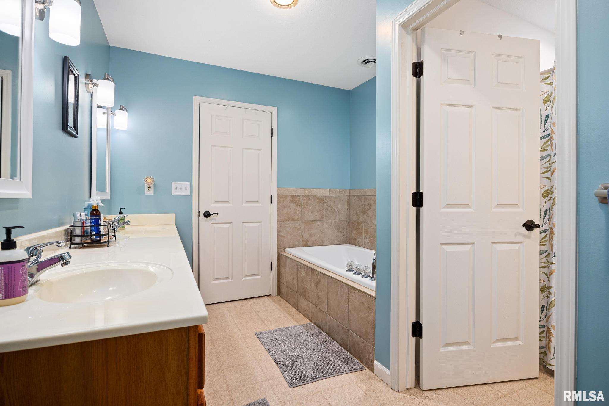 3616 East Westbrook Road Chillicothe, IL 61523 - Photo 42 of 63 Gallery Image 42