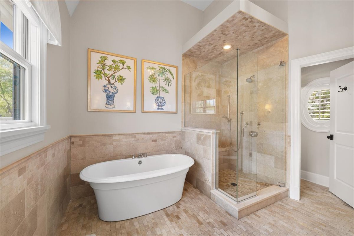 1482 Edgewood Lane Winnetka, IL 60093 - Photo 36 of 58