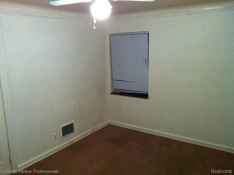 5800 Audubon Road Detroit, MI 48224 - Photo 15 of 17 Bedroom