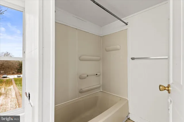 $1,200 | 6 North Main Street, Loganville, PA 17360