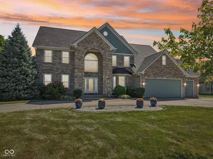 $604,900 | 1363 North Winchester Drive, Greenfield, IN 46140