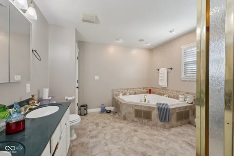 $604,900 | 1363 North Winchester Drive, Greenfield, IN 46140