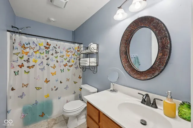 $604,900 | 1363 North Winchester Drive, Greenfield, IN 46140