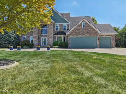 $604,900 | 1363 North Winchester Drive, Greenfield, IN 46140