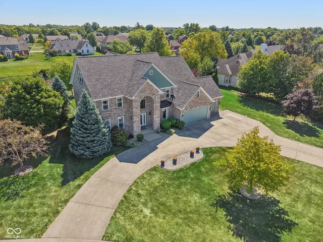 $604,900 | 1363 North Winchester Drive, Greenfield, IN 46140