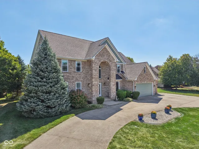 $604,900 | 1363 North Winchester Drive, Greenfield, IN 46140