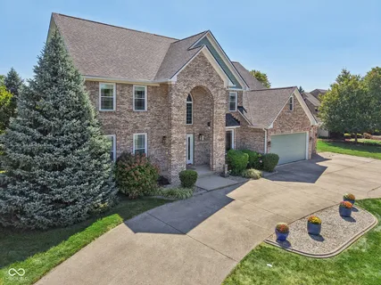 $604,900 | 1363 North Winchester Drive, Greenfield, IN 46140