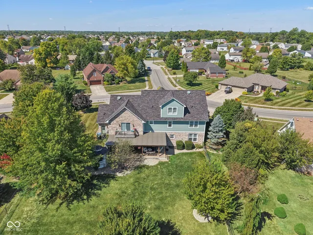 $604,900 | 1363 North Winchester Drive, Greenfield, IN 46140
