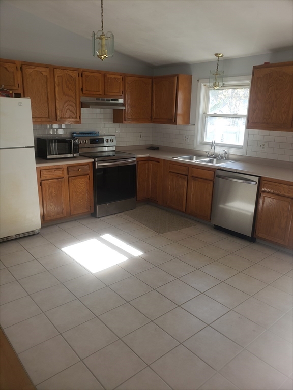 70 Fourth Street Worcester, MA 01602 - Photo 4 of 15