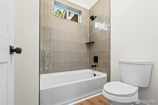 $975,000 | 2811 McHugh Avenue, Enumclaw, WA 98022