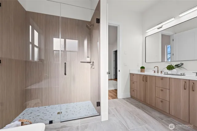 $975,000 | 2811 McHugh Avenue, Enumclaw, WA 98022