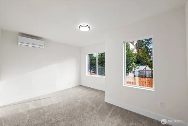 $975,000 | 2811 McHugh Avenue, Enumclaw, WA 98022