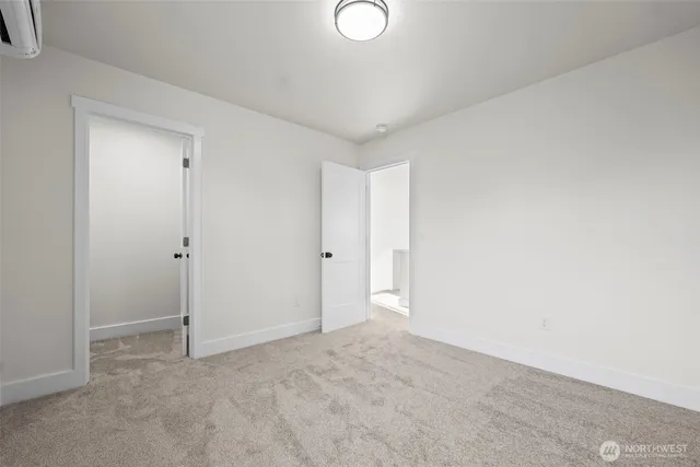 $975,000 | 2811 McHugh Avenue, Enumclaw, WA 98022