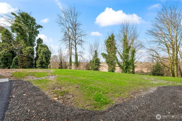 $975,000 | 2811 McHugh Avenue, Enumclaw, WA 98022