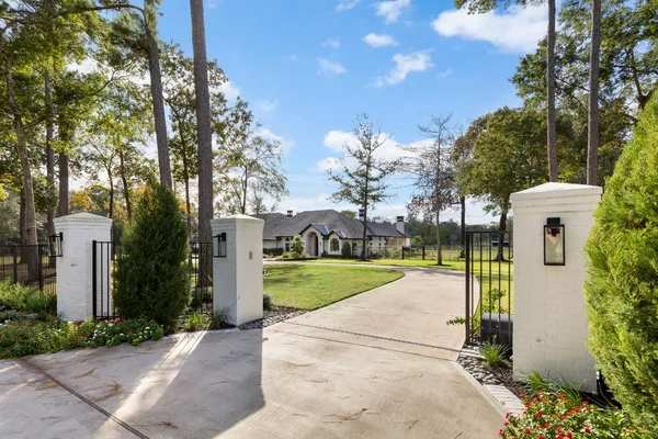 $3,997,000 | 15240 Saddlewood Drive, Conroe, TX 77384