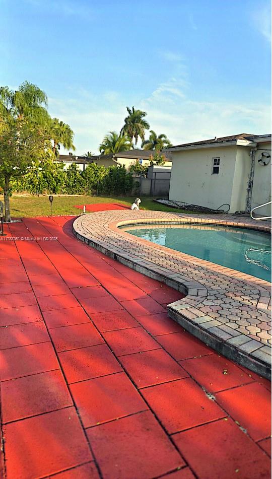 10935 Gable Street Boca Raton, FL 33428 - Photo 23 of 31 a view of a tennis court