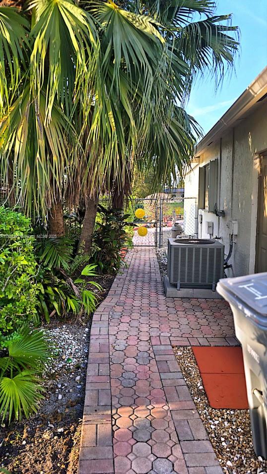 10935 Gable Street Boca Raton, FL 33428 - Photo 24 of 31 a view of outdoor space yard and porch