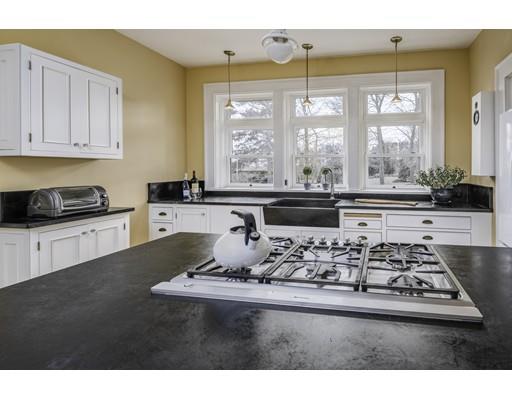 36 Edgemoor Road Gloucester, MA 01930 - Photo 13 of 29