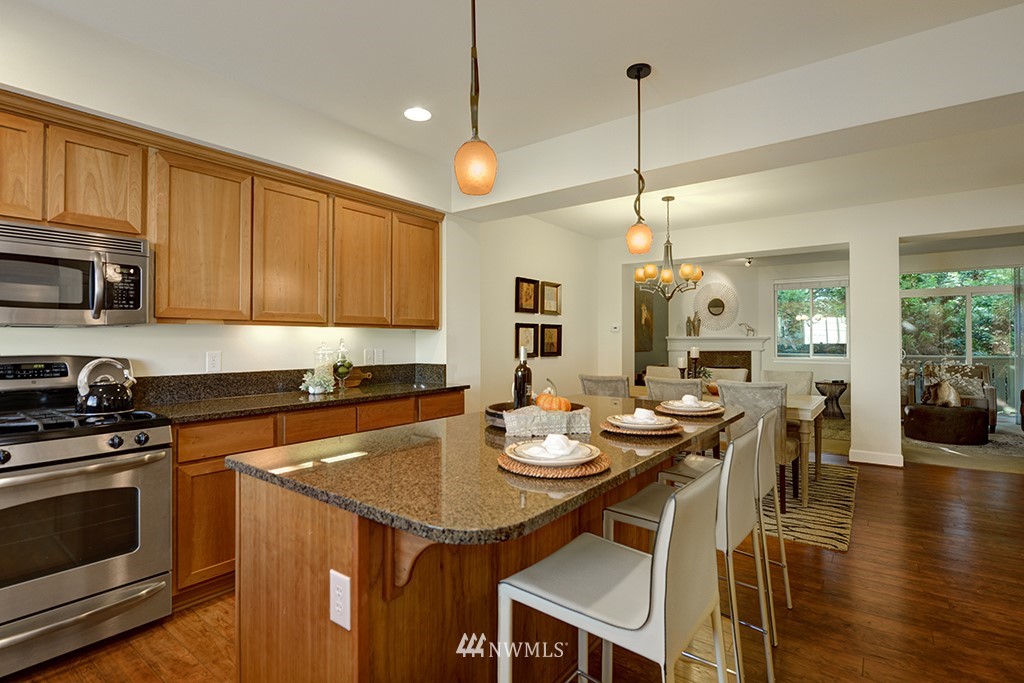 4601 Northeast 3rd Court, Unit B2 Renton, WA 98059 - Photo 3 of 15