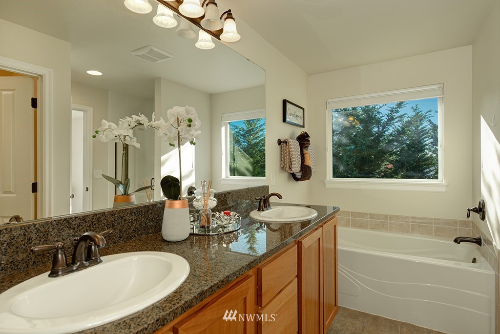 4601 Northeast 3rd Court, Unit B2 Renton, WA 98059 - Photo 8 of 15