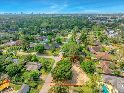 $425,000 | 1441 Durango Drive, Houston, TX 77055