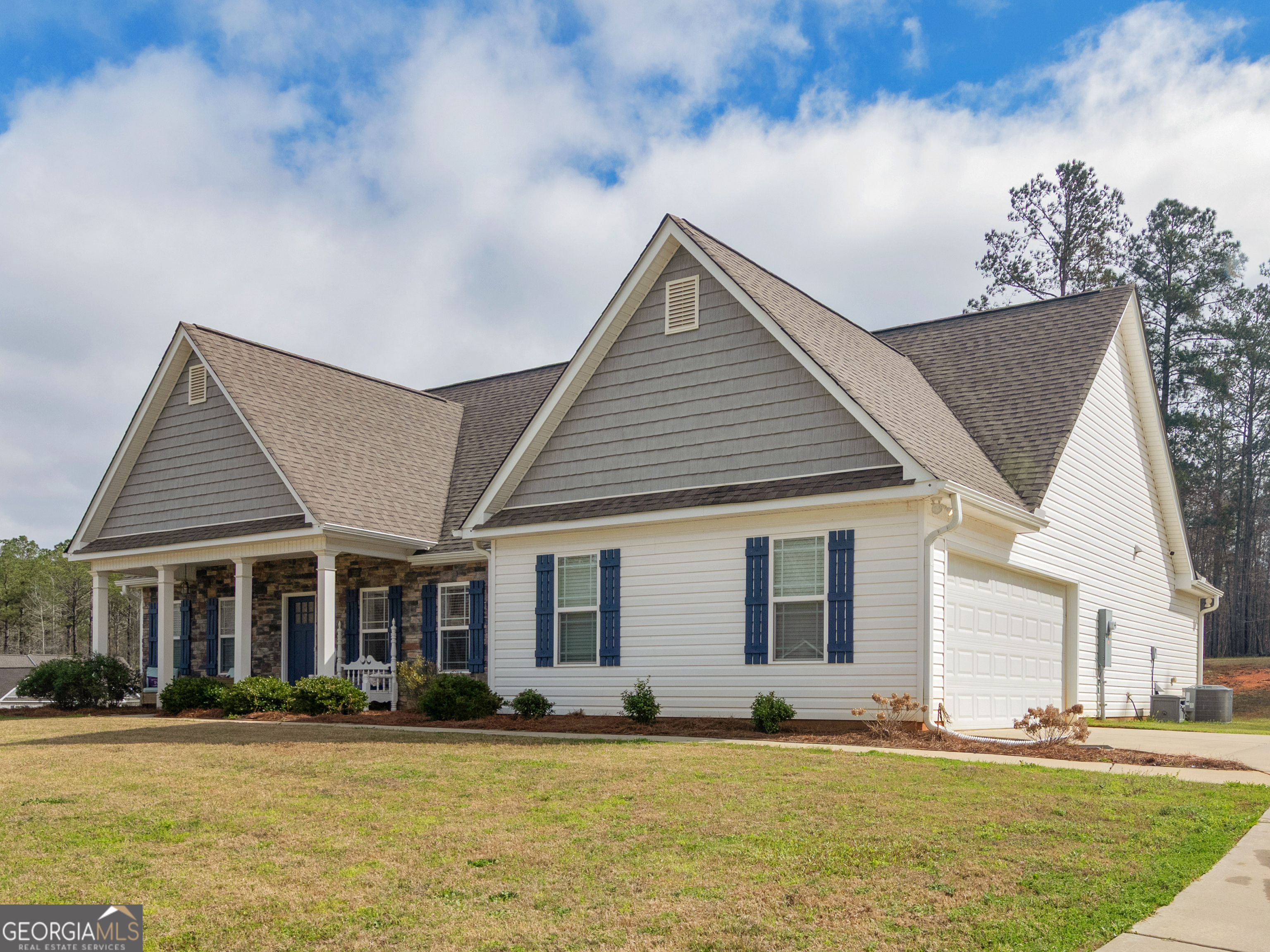 119 Mylee Cove Barnesville, GA 30204 - Photo 3 of 49